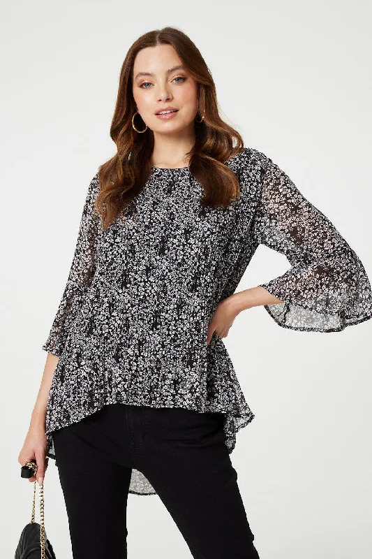 Ditsy Floral Flare Sleeve Curve Hem Blouse Casual Relaxed Blouse