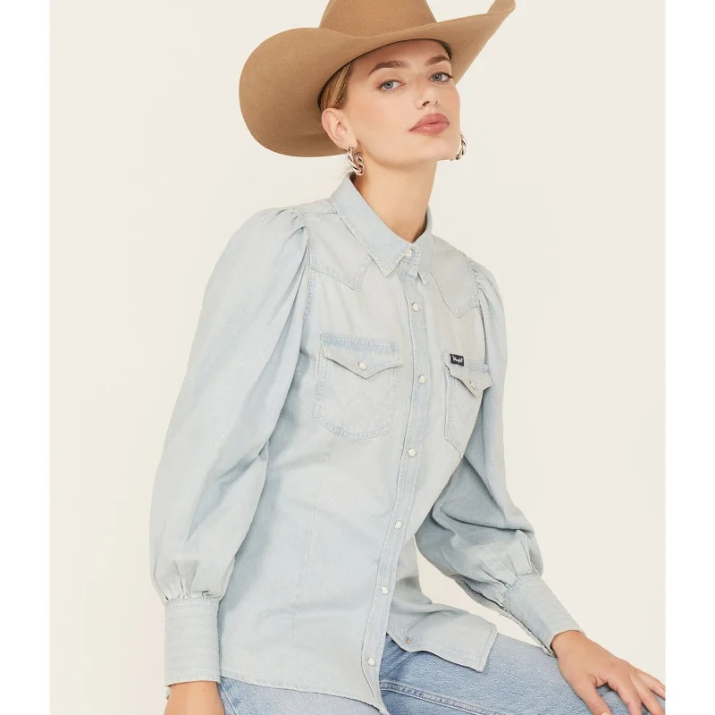 Wrangler Retro Women's Light Wash Denim Long Poet Sleeve Western Shirt Casual Loose Short Sleeve