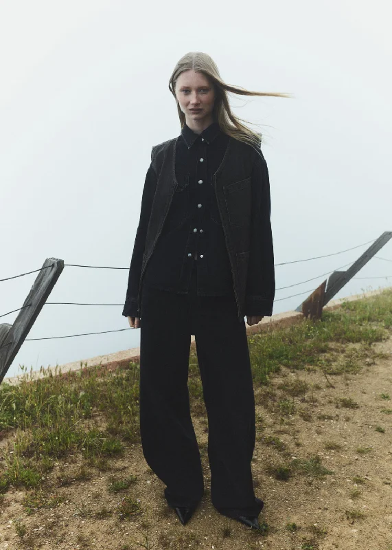 Low Curve Jean in Black Tar Classic Black Denim Jeans