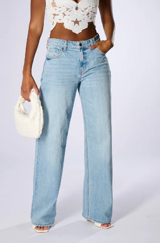 NICOLE VINTAGE LOW RISE JEAN Fashionable Jeggings Style Jeans