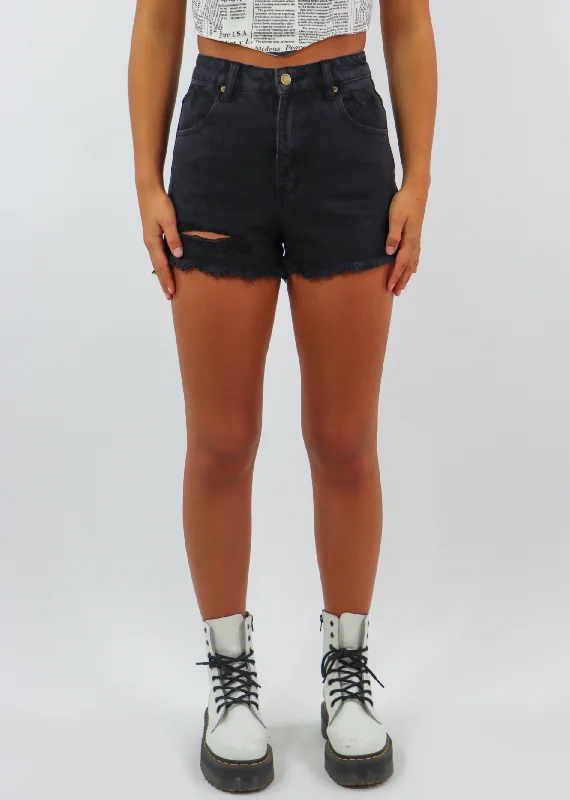 Rolla's Vamos A La Playa Jean Shorts ★ Black Fashionable Cropped Denim Jeans
