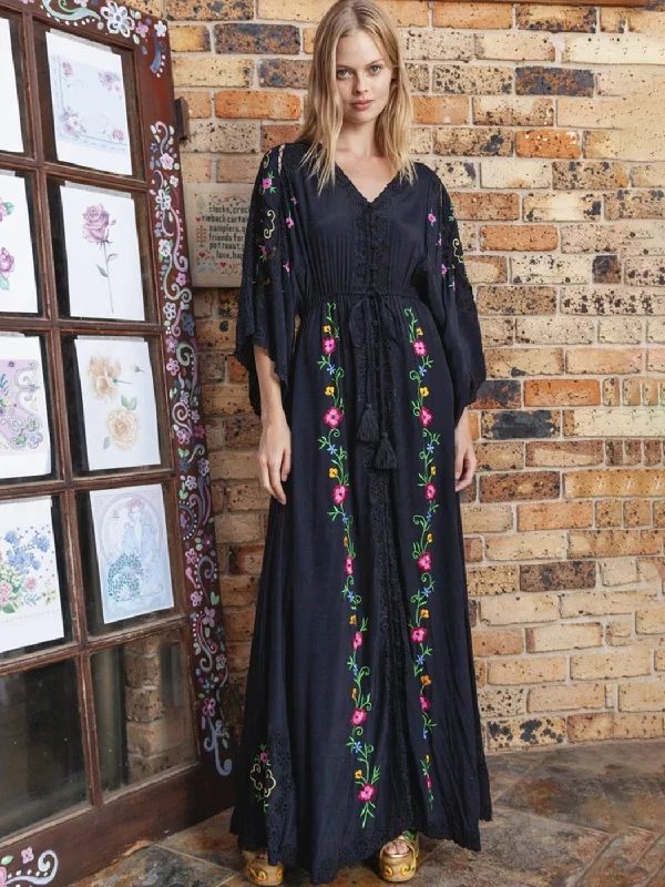 BerriesJam - Night Witch Vintage Batwing Maxi Dress Fashionable Layered Maxi Dress