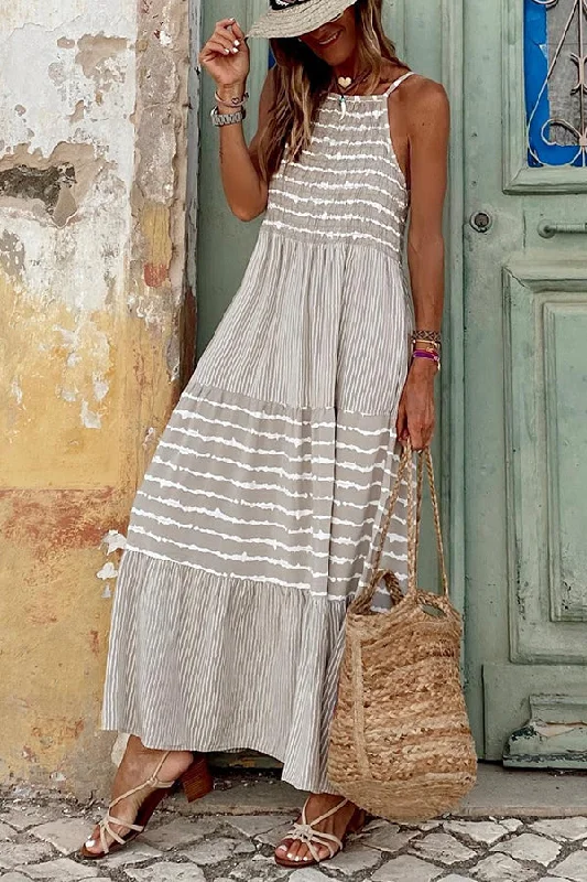 Summer Rise Striped Halter Neck A-line Maxi Dress Casual Maxi Dress with Pockets