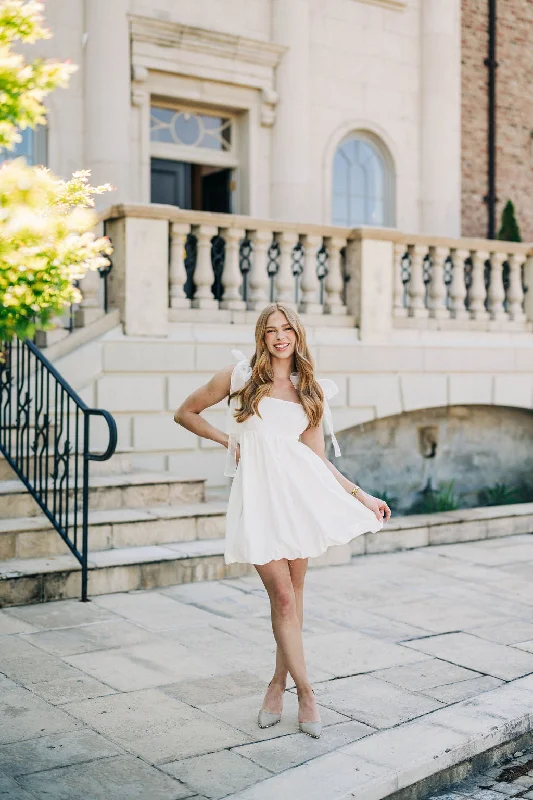 Abigail Mini Dress - Off White Cozy Knitted Mini Dress