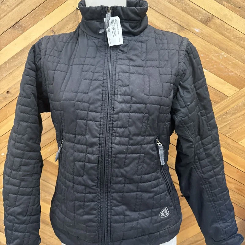 Nike ACG - Women's Zip insulated Jacket MSRP compared $280: Black-women-SM Quilted Jacket Puffer Jacket Insulated Jacket Nike ACG - Women's Zip insulated Jacket MSRP compared $280: Black-women-SM Quilted Jacket Puffer Jacket Insulated Jacket