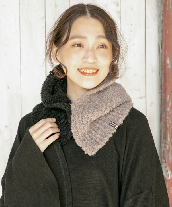 Bi Color Knit Hoodie Balaclava Hoodie with Relaxed Fit Easy Casual