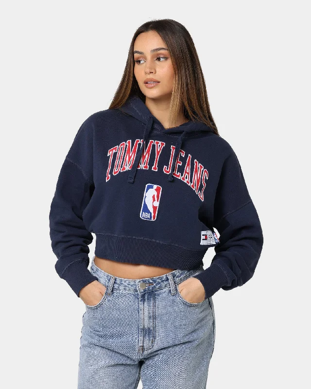 Tommy Jeans Women's Tommy Jeans X NBA W2 Hoodie Twilight Navy Hoodie with Emblem Brand Identity Tommy Jeans Women's Tommy Jeans X NBA W2 Hoodie Twilight Navy Hoodie with Emblem Brand Identity