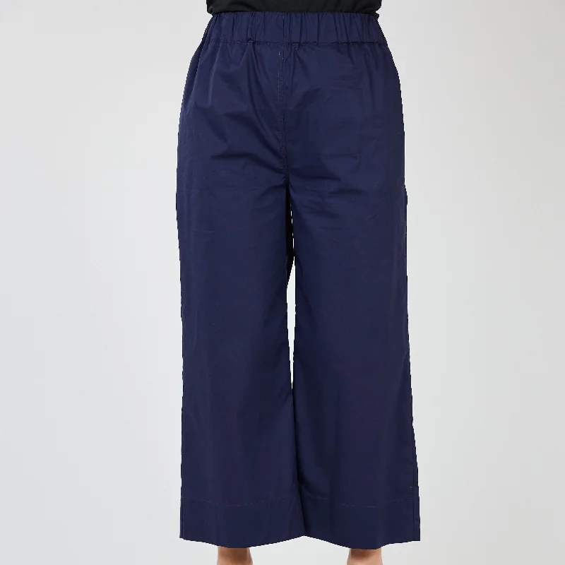 Shannon Passero - Blake Crop Pant Classic Stretch Pants